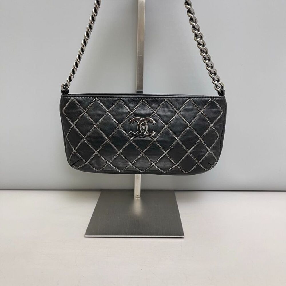 Chanel Women Pre-Loved Bag Very Good Condition